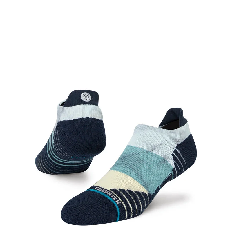 Tundra Tab Performance Medium Cushion Crew Sock