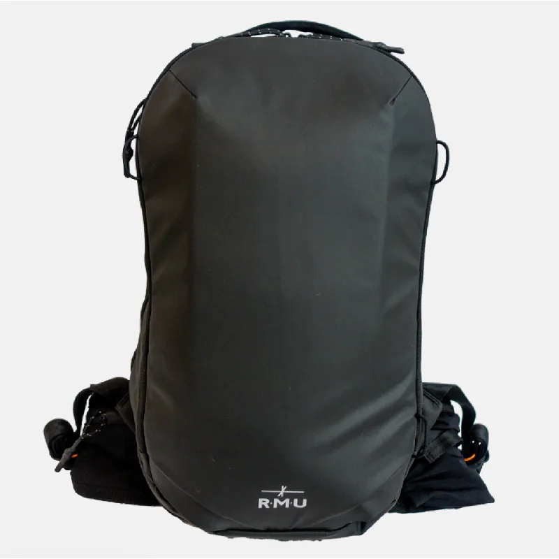 RMU Core Pack 15L Black